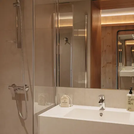 Eringer Hotel 4*